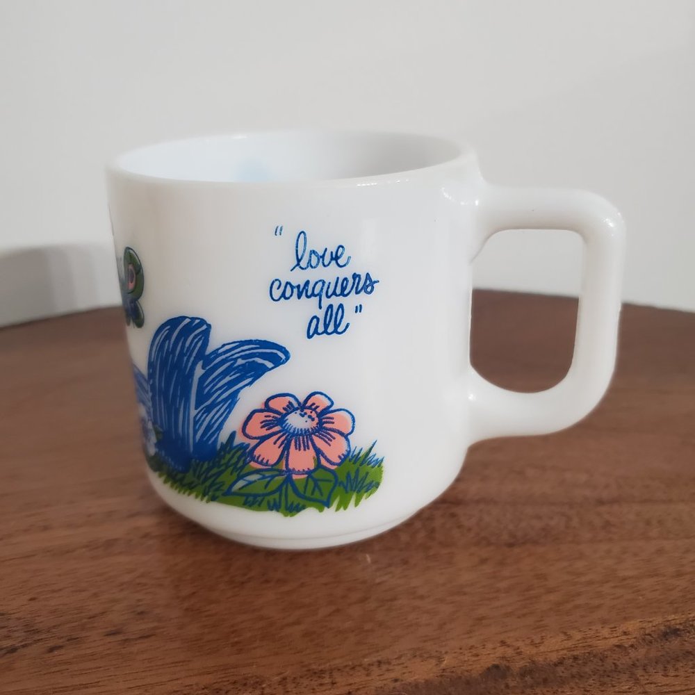 Vintage Barney Love - Love Conquers All Mug with D Shape Handle Milk Glass - Picture 4 of 4